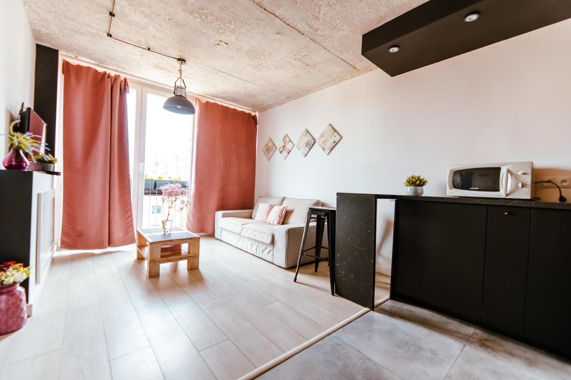 Industrial 9Th Floor Central Apartment With Balcony And Views Varsóvia Exterior foto
